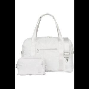 IHKWIP The Packable Duffel Bag and Cosmetic Case Set Silver Star